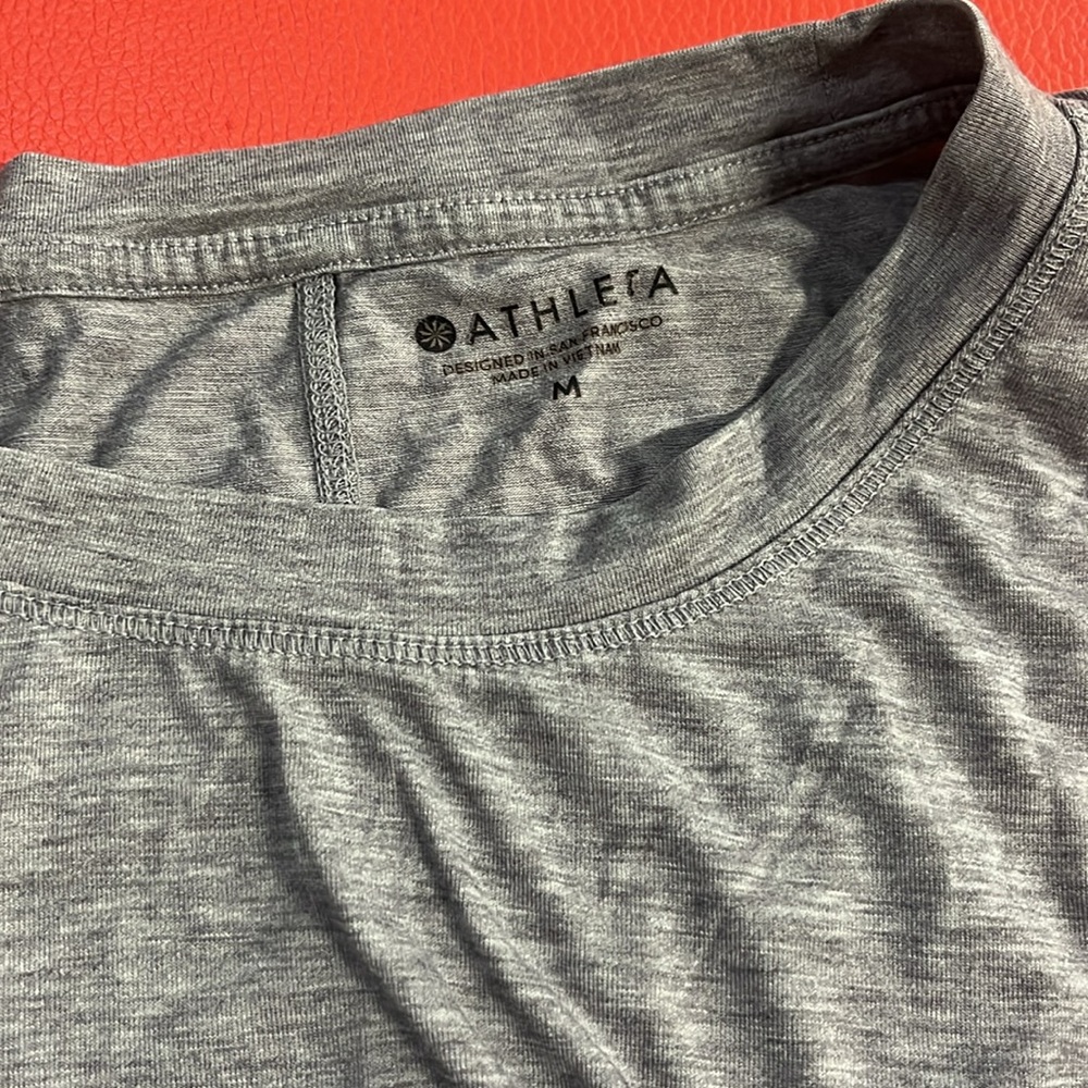Athleta High/Low Tank medium - Picture 2 of 3